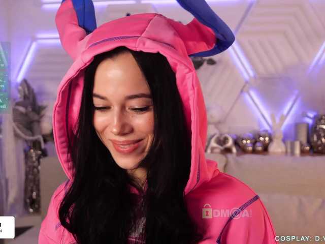 Taanni's BongaCams show and profile