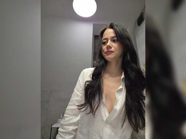 Taanni's BongaCams show and profile