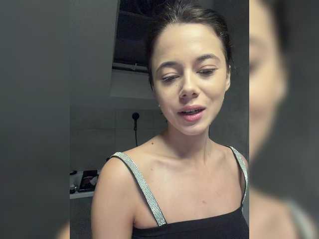 Taanni's BongaCams show and profile