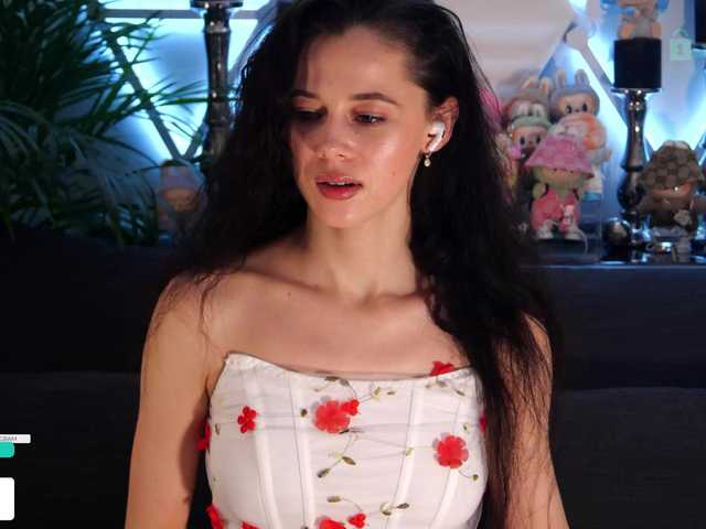 go to chat with Taanni