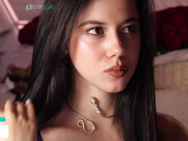 Taanni's BongaCams show and profile