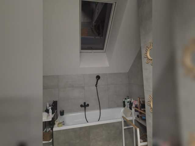 Taanni's BongaCams profile