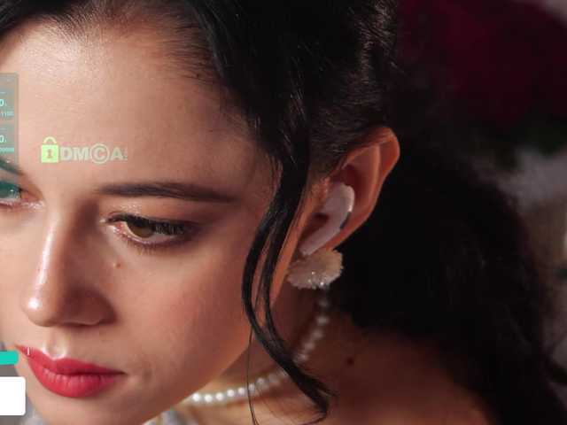 Taanni's BongaCams show and profile