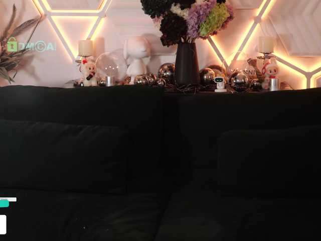 Taanni's BongaCams show and profile