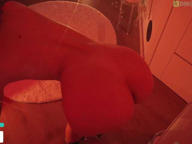 Taanni's BongaCams show and profile