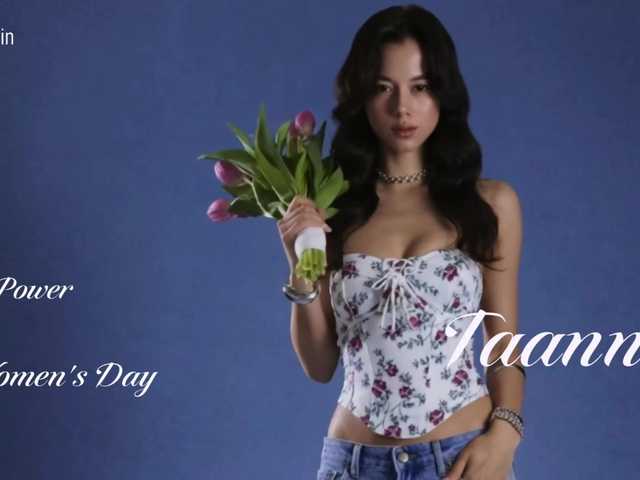 Taanni's BongaCams show and profile