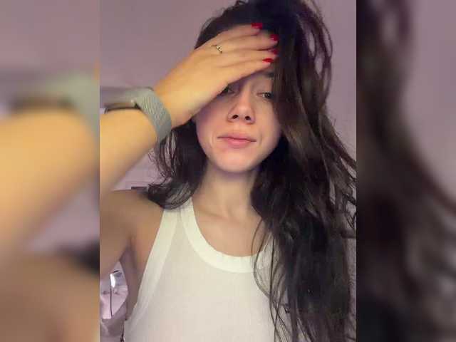 Taanni's BongaCams show and profile