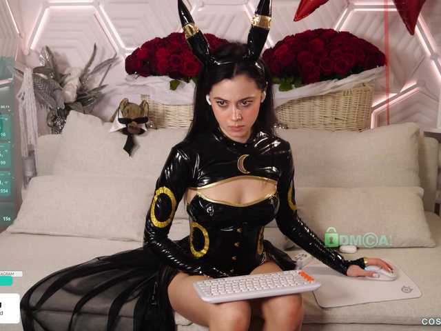 Taanni's BongaCams show and profile