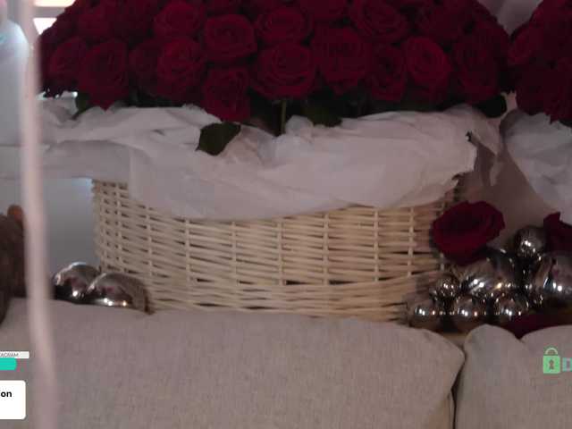 Taanni's BongaCams show and profile