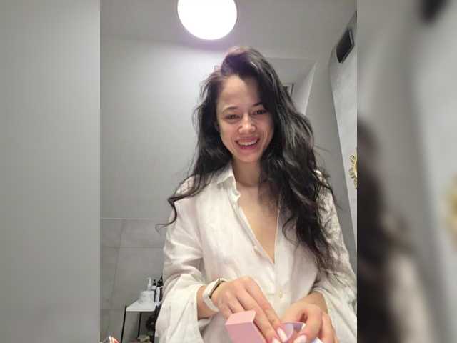 Taanni's BongaCams show and profile