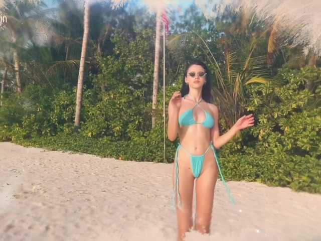 Taanni's BongaCams show and profile