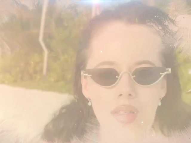 Taanni's BongaCams show and profile