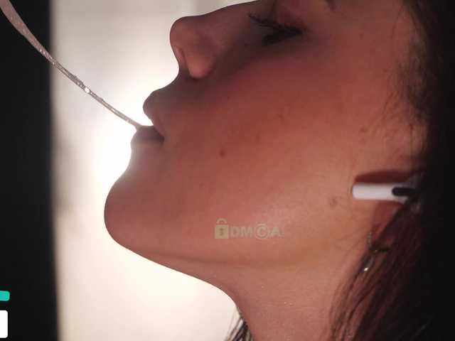 Taanni's BongaCams show and profile