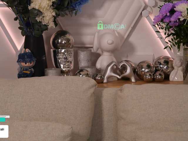 Taanni's BongaCams show and profile