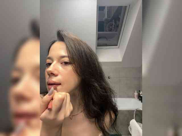 Taanni's webcam live show