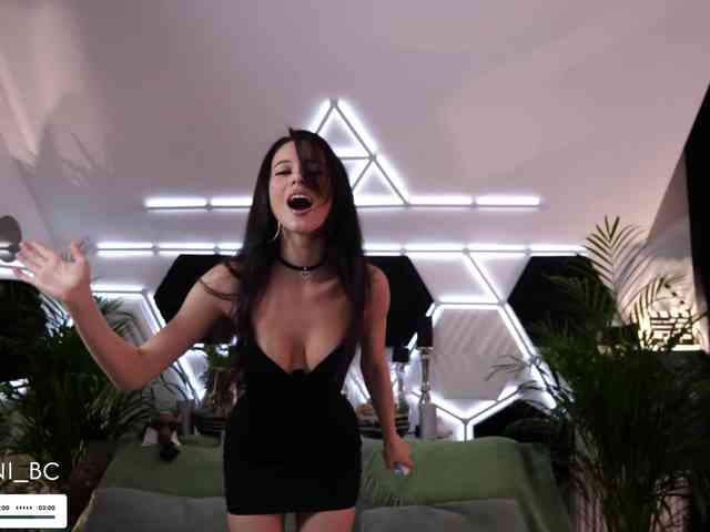 live porn web cam Taanni