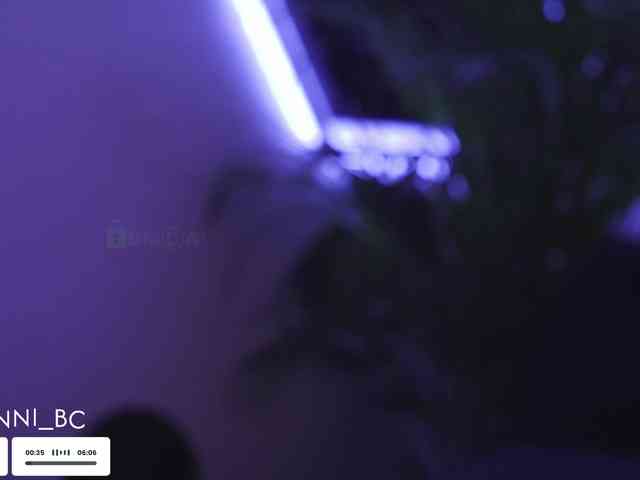 Taanni's webcam live show