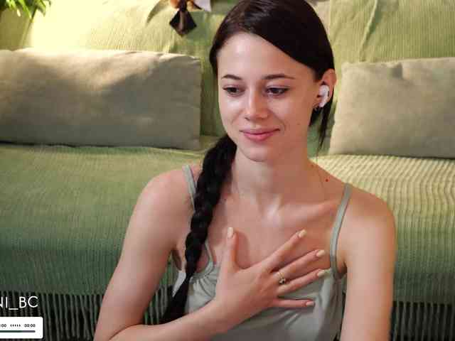 nude web cam chat Taanni