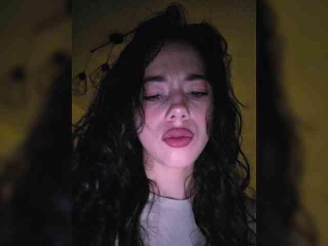 Taanni Live Webcam on BongaCams