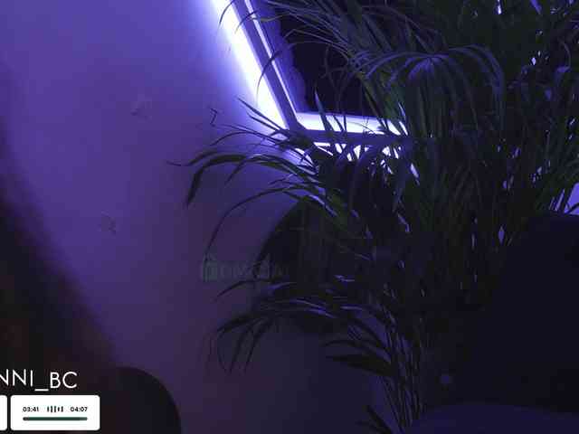 Taanni's webcam live show