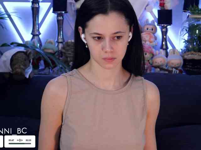 Taanni's webcam live show