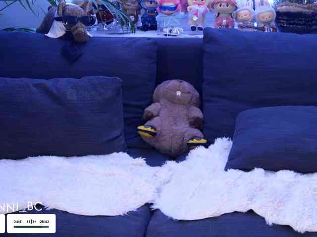 Taanni's webcam live show