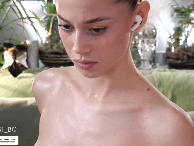 Taanni Live Webcam on BongaCams