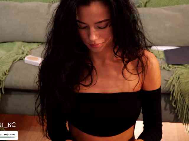 cum chat Taanni