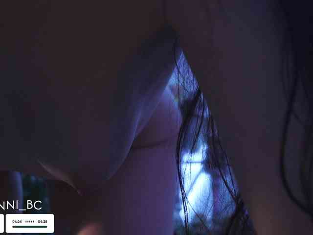Taanni's webcam live show