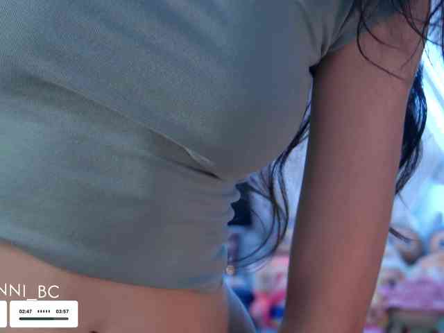 Taanni's webcam live show