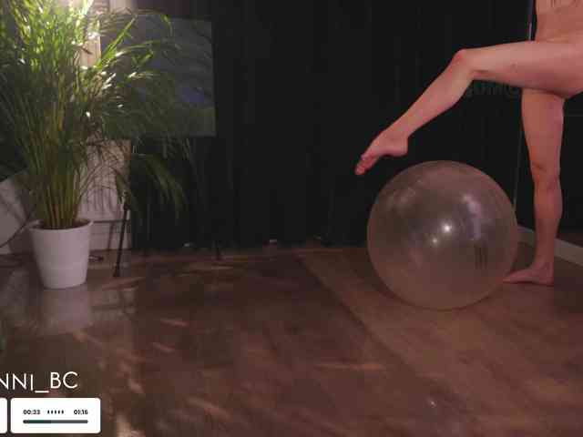 Taanni Live Webcam on BongaCams