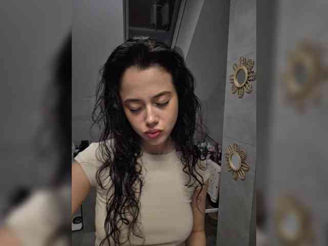 Taanni Live Webcam on BongaCams