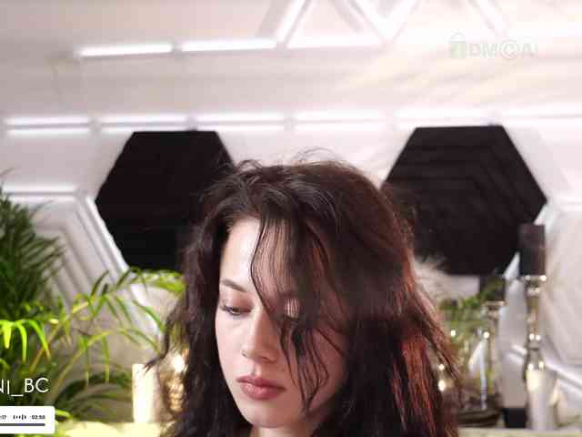 nude web cam chat Taanni