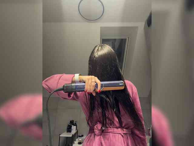 video chat for free Taanni