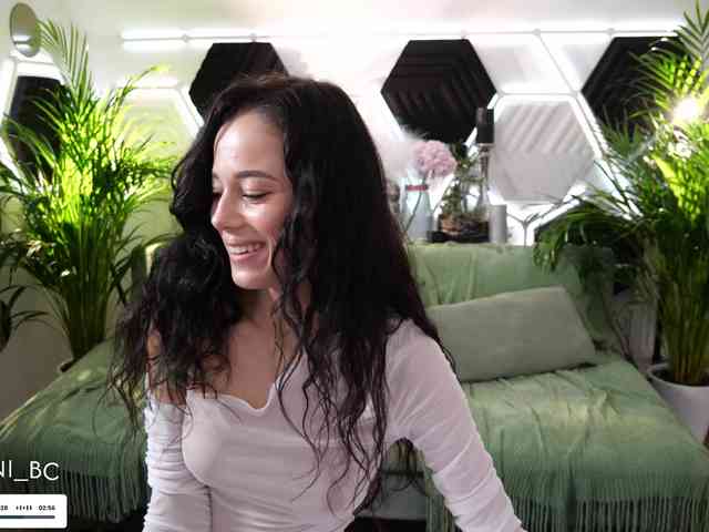 live porn web cam Taanni
