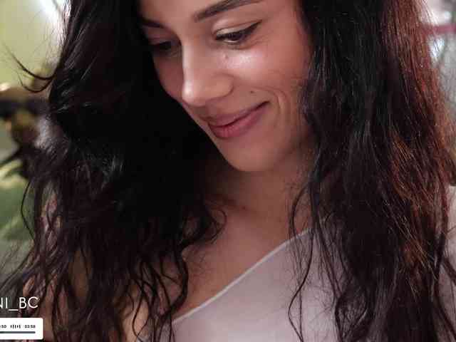 Taanni Live Webcam on BongaCams