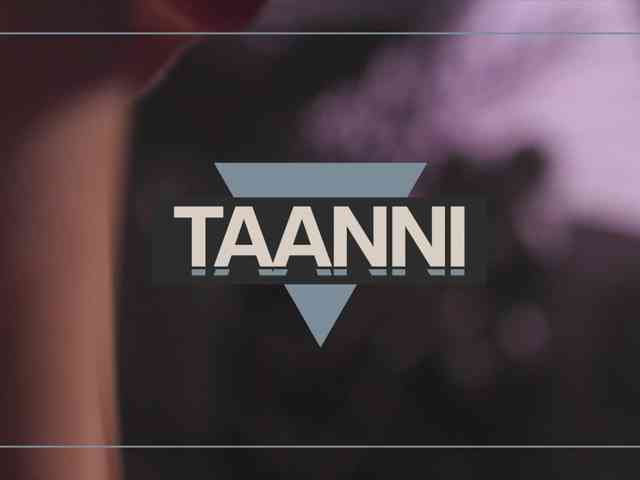 upskirt voyeur Taanni