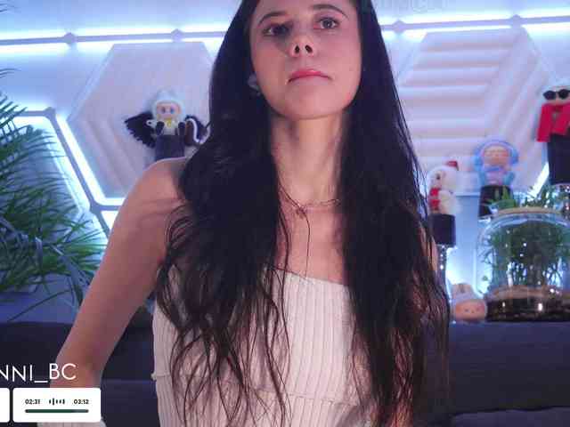 Taanni's webcam live show