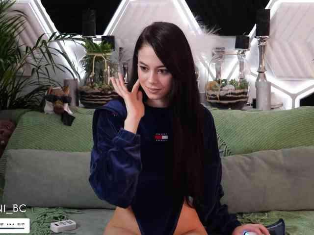 free adult web cam Taanni
