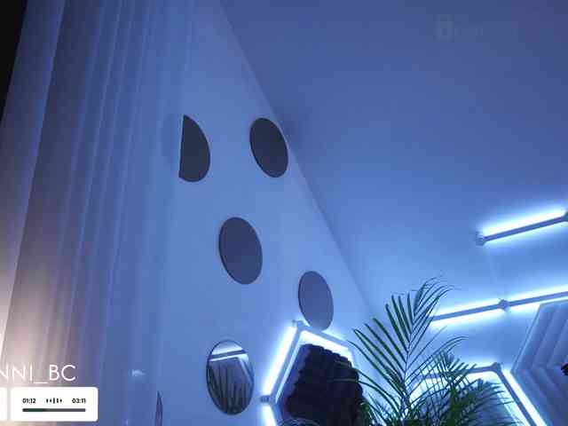 Taanni's webcam live show