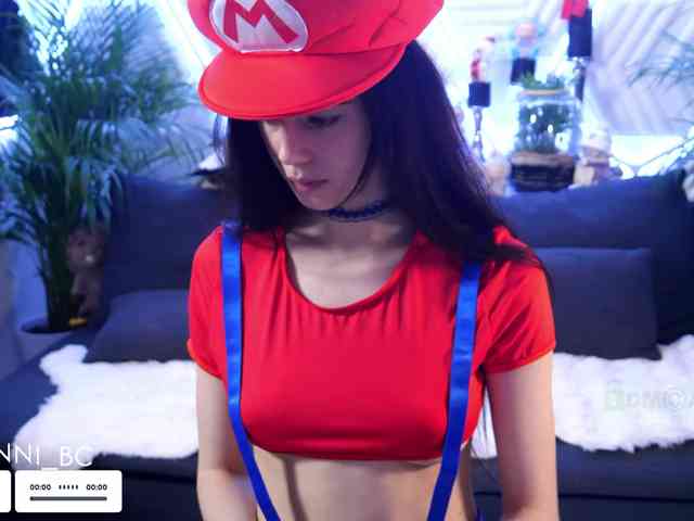 Taanni's webcam live show