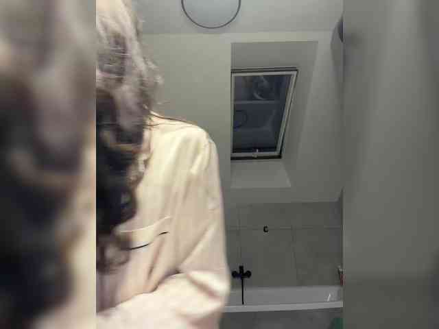 Taanni Live Webcam on BongaCams