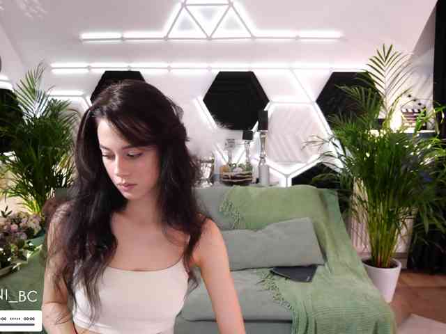 hidden webcam Taanni