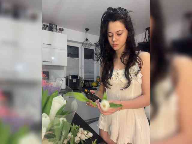 video chat for free Taanni