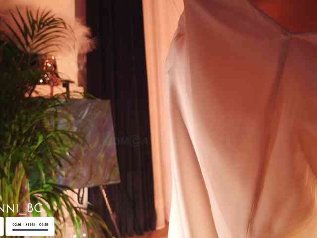 Taanni's webcam live show