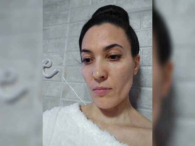 Marina4Love's BongaCams show and profile