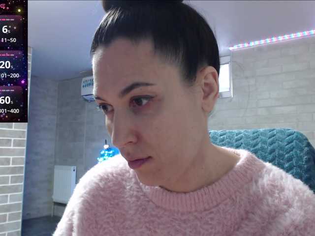 Marina4Love's BongaCams show and profile