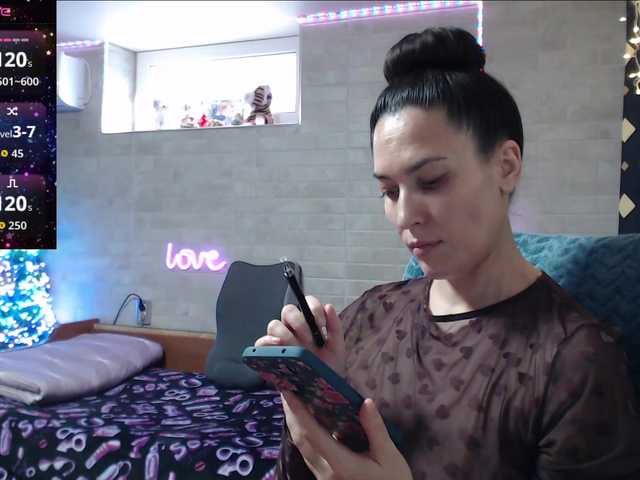 Marina4Love's BongaCams show and profile