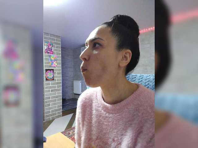 Marina4Love's BongaCams show and profile