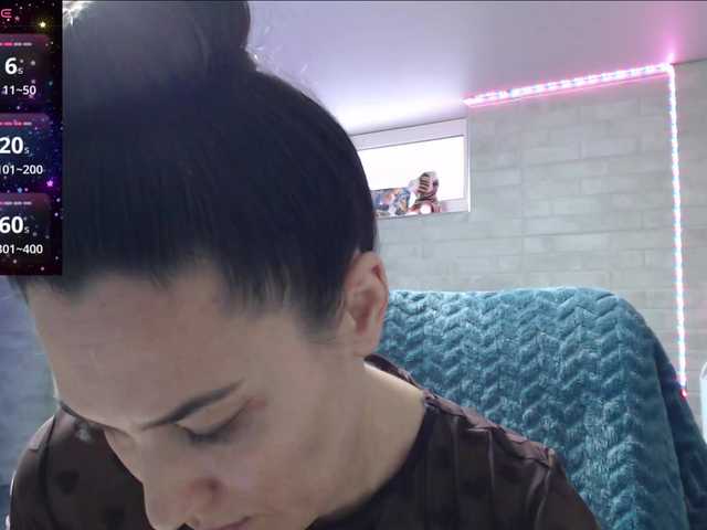 Marina4Love's BongaCams show and profile